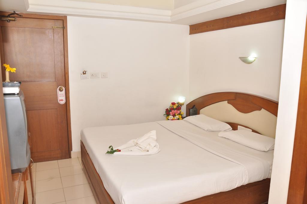 Hotel Gazala Palakkad Room photo
